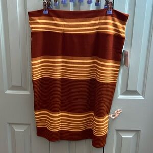 NWT 3XL Lularoe Cassie Skirt